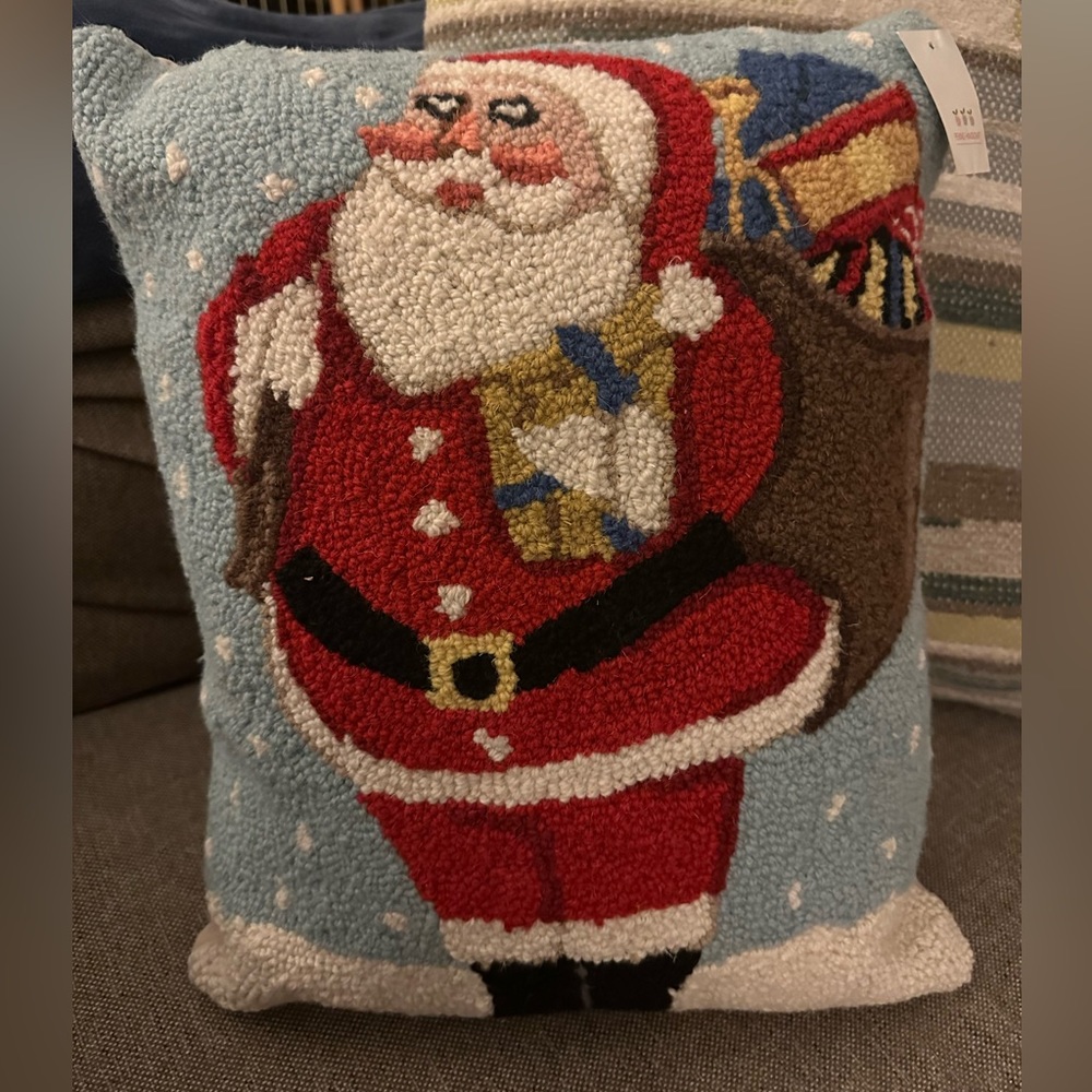 Pillow Needlecraft Wool Santa Christmas Peking 19x15.5 NWT‎